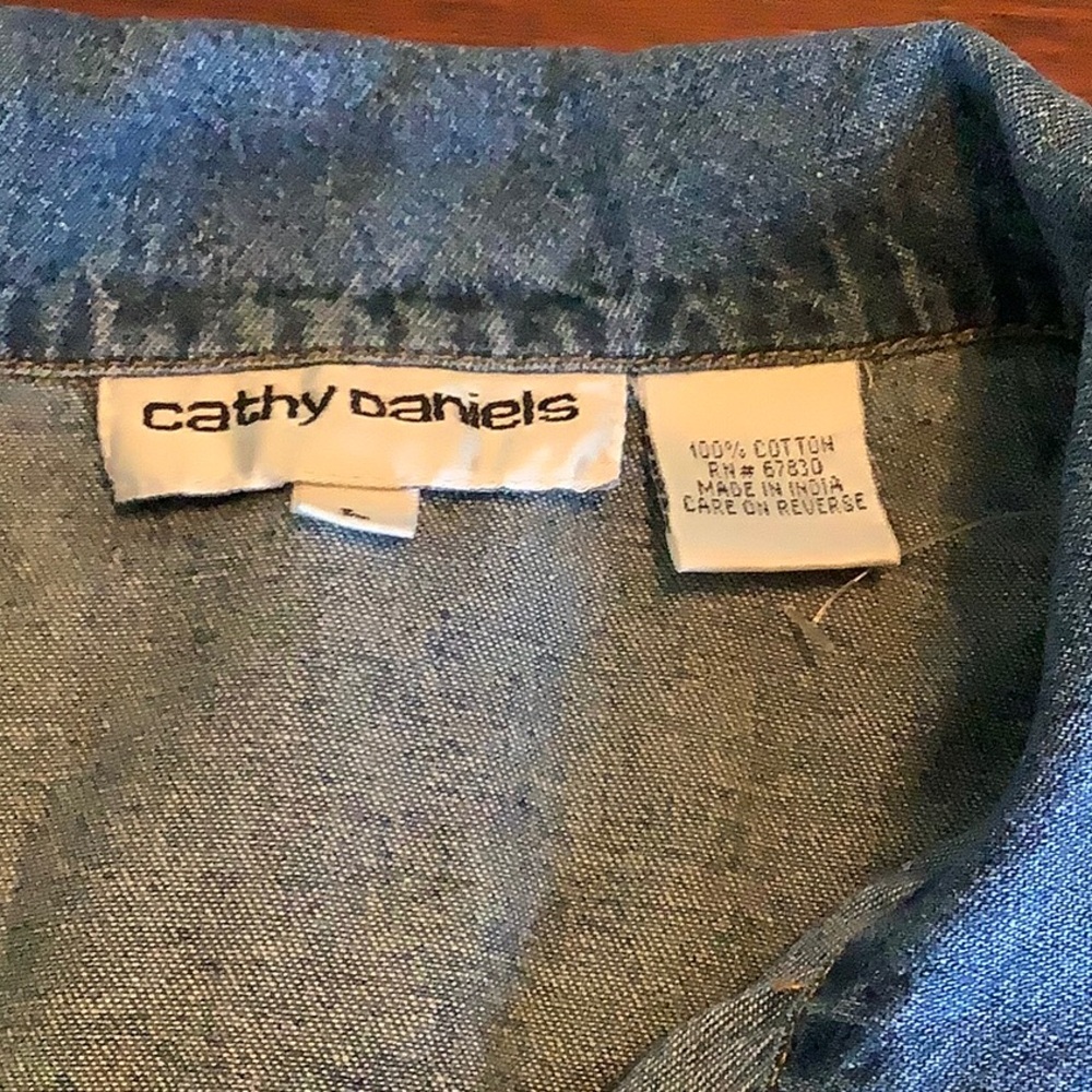 Cathy Daniels Blue Jean Jacket Classic Denim Style - Picture 5 of 7